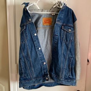 Levi’s kids xxl/mens medium jean jacket barely worn